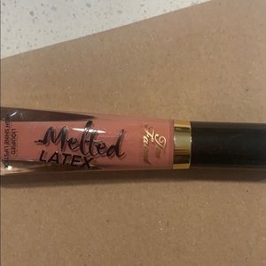 Too Faced - Melted Latex lipstick